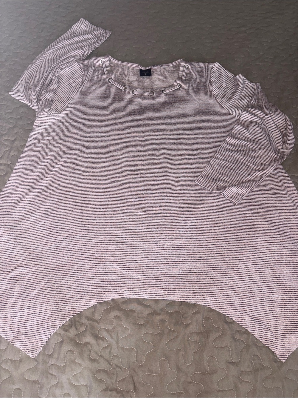 Rafaella Striped Pink Scoop Neck Women's Top with Grommet Detail size L